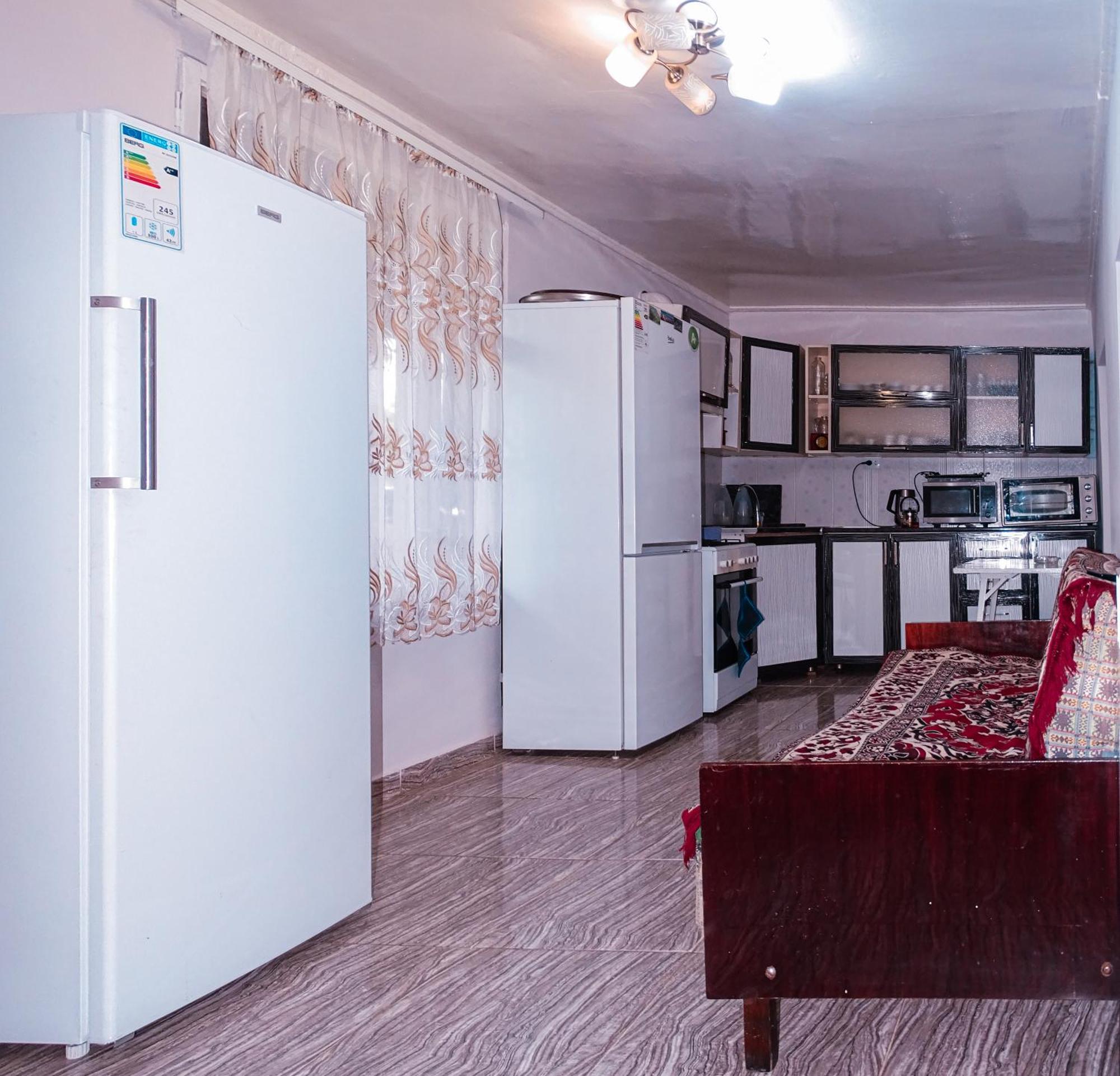 Aspet B&B Tat'ev Buitenkant foto